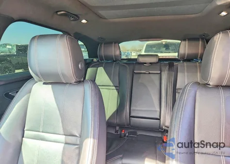 2018 Land Rover Range Rover Velar S z USA, uszkodzony, nr VIN SALYB2RV5JA709647